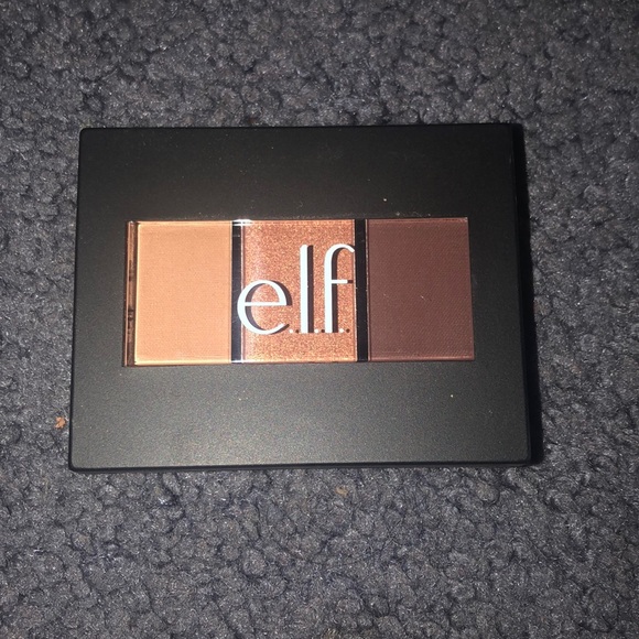 Brand new eyeshadow + bronzer set - Picture 1 of 3